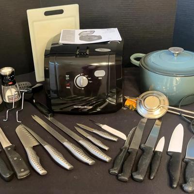 Hamilton Beach Deep Fryer and Cast Iron Dutch Oven with Knives