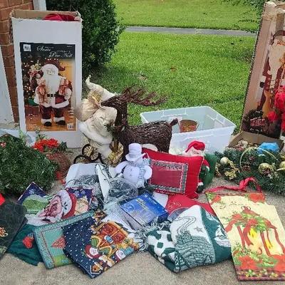 Festive Christmas Décor Collection Featuring 38" Santa