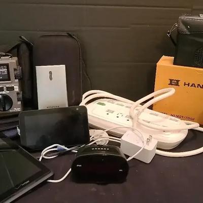 Amazon Echo Dot, Grundig Radio, Winplus Power Bank & Other Electronics