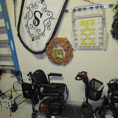 Sale Photo Thumbnail #171: wheelchair, Pride scooter, medical disabled/elderly walker