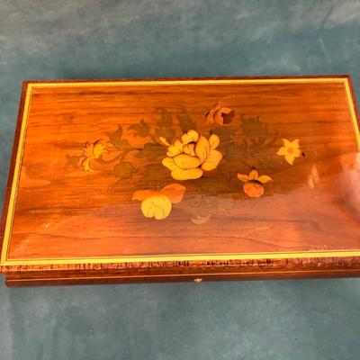 Costume Jewelry And Jewelry Boxes 
