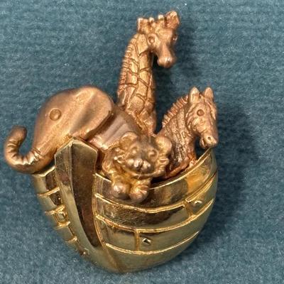 Ardian 14K Gold  Noah’s Arc Pendant