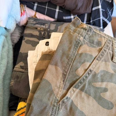 Sale Photo Thumbnail #373