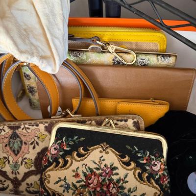 Sale Photo Thumbnail #351