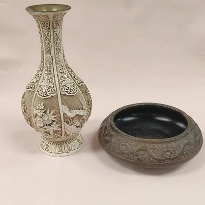 Ivory dynasty vase and dragon ikebana bowl