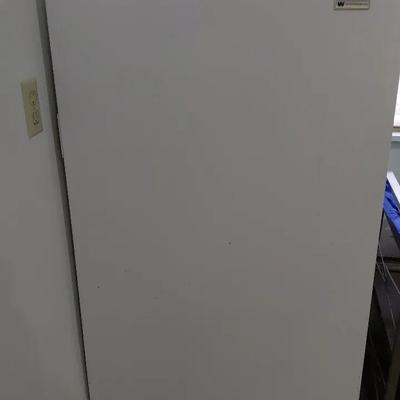 Upright freezer