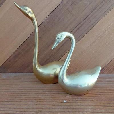Dainty brass swan pair