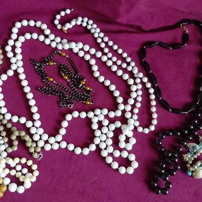 Neutral colorway necklace collection