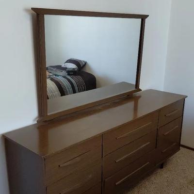 Retro bedroom dresser and highboy set