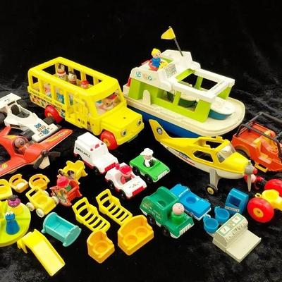 Fisherprice transport and school collection