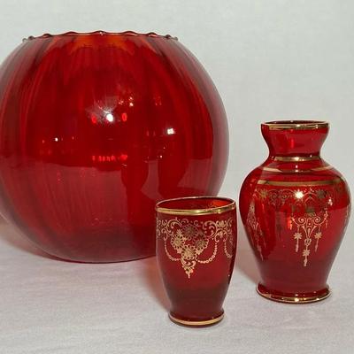 Vintage Royal Ruby Red Ivy Ball Vase & Bohemian Art Glass With Gilt Gold