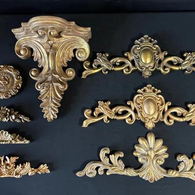 Gilded Wall Shelf & Decor 2
