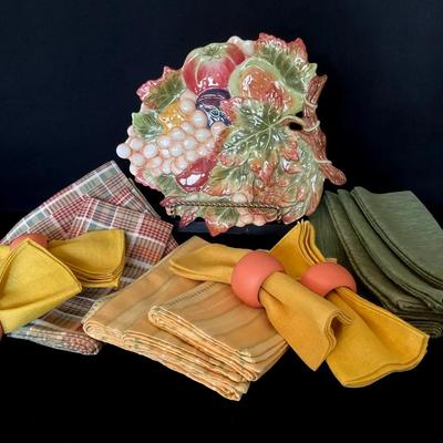 Fitz & Floyd Venetian Romance Canapé Plate And Napkins