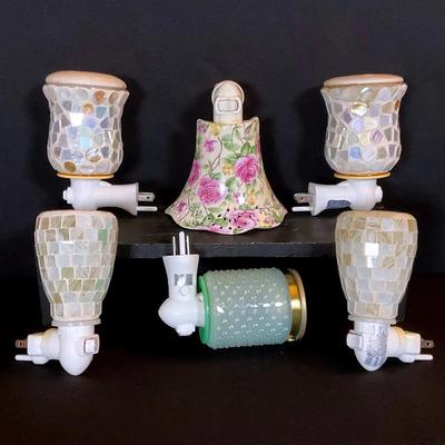 Scentsy Style Plug-In Wax Warmers, Set 1
