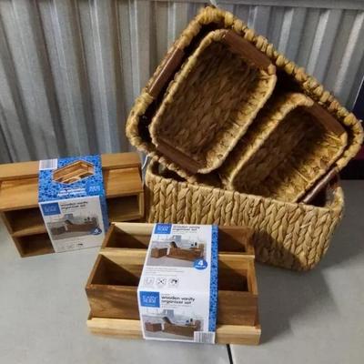 Wood & Wicker Vanity & Bath Organizers