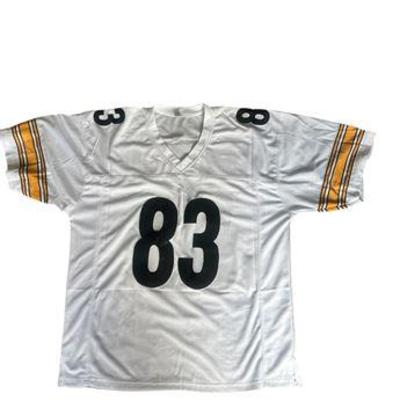 Lot 057   
CONNOR HEYWARD SIGNED AUTOGRAPHED Jersey