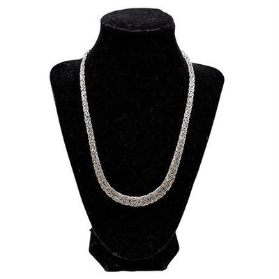 Lot 003   
14K Turkish White Gold Necklace