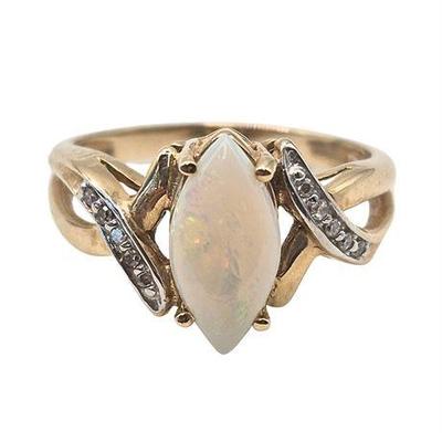 Lot 023   
10K Yellow & White Gold Opal & Diamond Ring