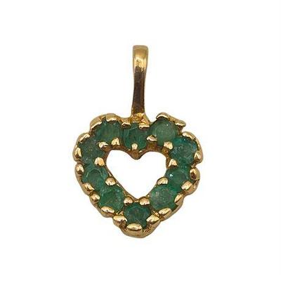 Lot 022   
14K Yellow Gold Emerald Heart Pendant