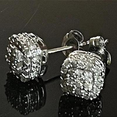10K White Gold Diamond Earrings 