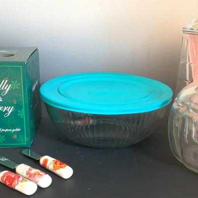 Kitchenalia Items