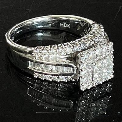 14K White Gold Diamond Ring
