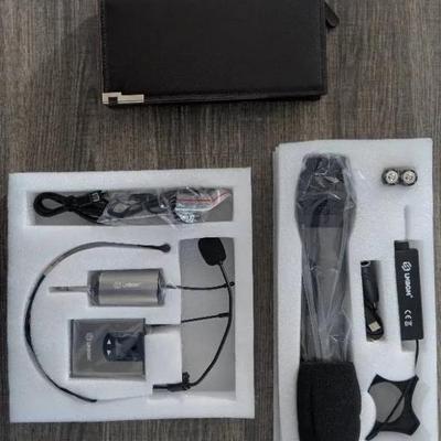 WST108 Men's "Leather" Clutch and Wireless Microphone Equipment New In The Box.