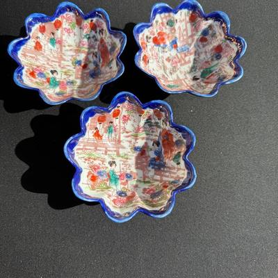 Set of 3 Nippon Japanese hand-painted porcelain bowls