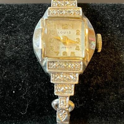 Timeless Elegance: Antique Louis 17 Jewel Wind-Up Watch
