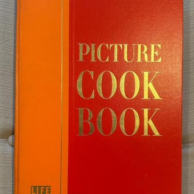 LIFE Picture Cook Book