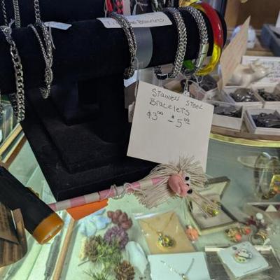 Sale Photo Thumbnail #35