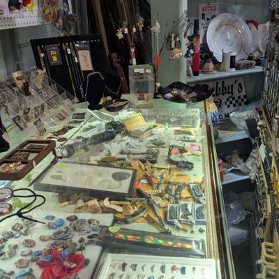 Sale Photo Thumbnail #28