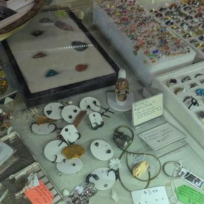 Sale Photo Thumbnail #34