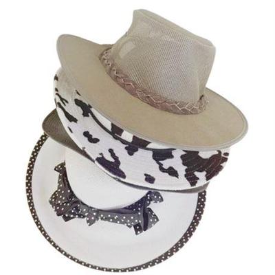 Lot 035-005   
Assortment Of Women’s Hats