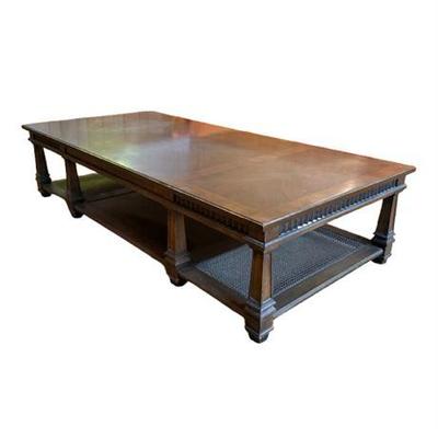 Lot 016  
Henredon Mahogany Cocktail Table
