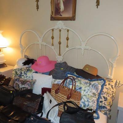 Sale Photo Thumbnail #170
