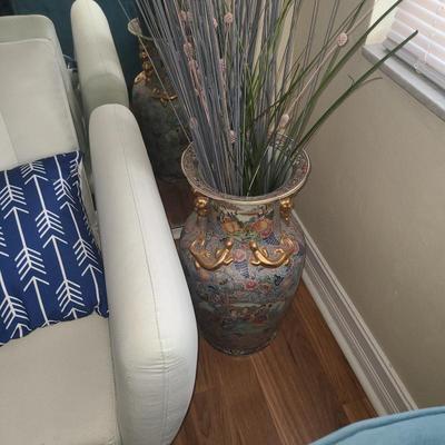 Sale Photo Thumbnail #98