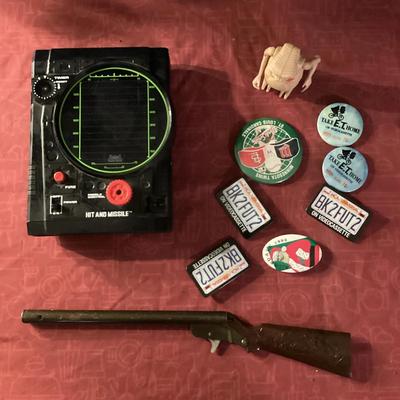 Vintage Toys (Hit And Missile, ET, Bottoms And Toy Gun)