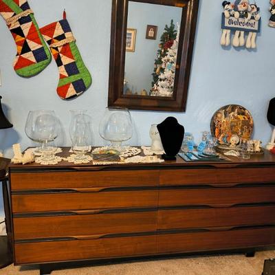Sale Photo Thumbnail #125