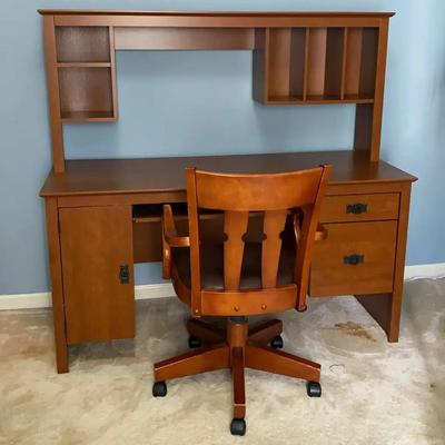 Light Wood Desk with Hutch and Rolling Wooden Chair