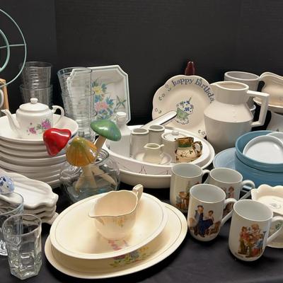 Ceramic Bowls and Dishware Featuring Four Norman Rockwell Mugs
