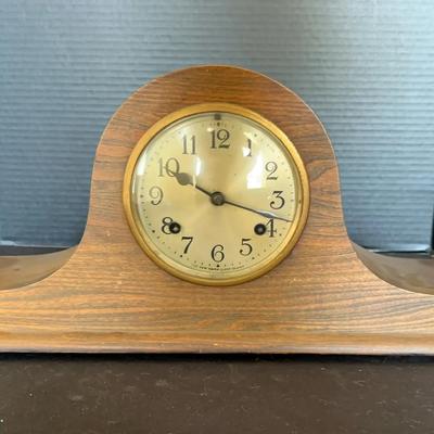 Mantle Clock by The New Haven Clock Co., USA