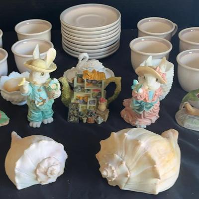 Spring-Themed Decor Featuring Andrea by Sadek and Pfaltzgraff Tableware