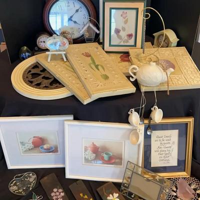 Wall Art and Glass Decor Collection