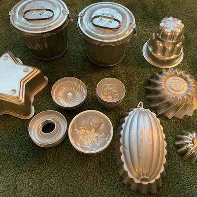 Aluminum Jello (and/or Cake) Molds