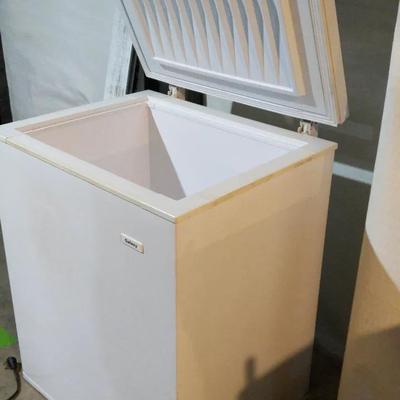Galaxy Small Deep Freezer