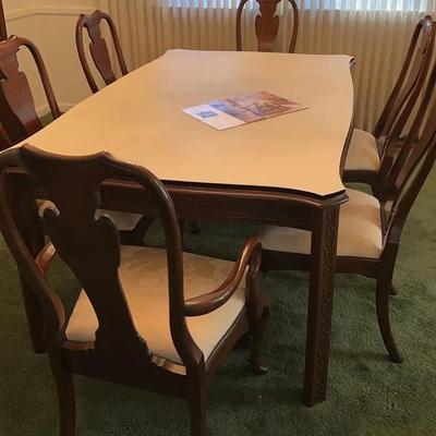 Gorgeous Harden Hand Crafted Solid Cherry Dining Table And Chairs