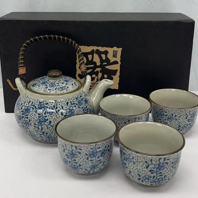 Blue Tea Pot With 4 Cups