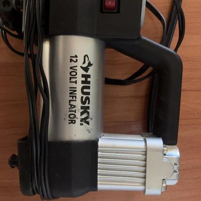 Husky 12 V Inflator