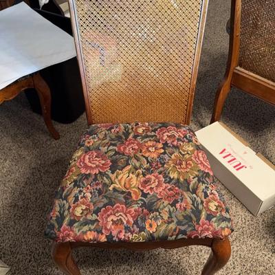 Cushion Chair